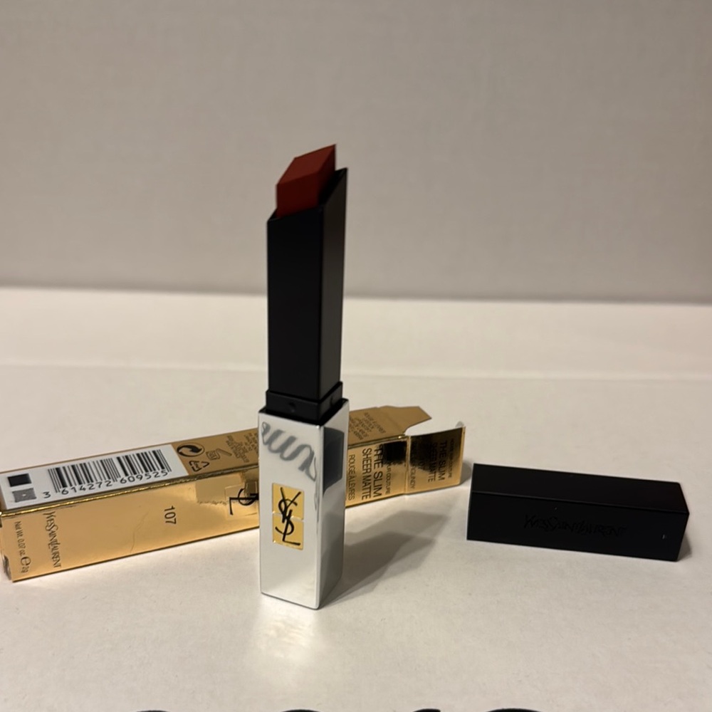 Yves Saint Laurent Rouge Pur Couture Lipstick - Bold Red